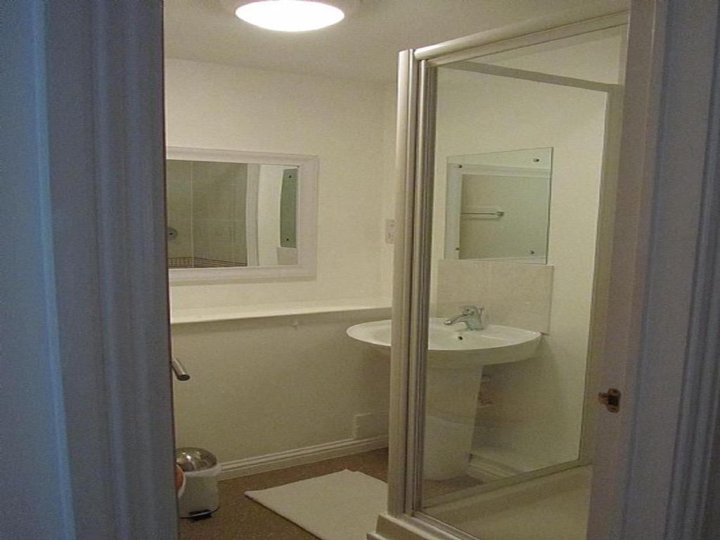Bridge Street Apartments 인버네스 객실 사진